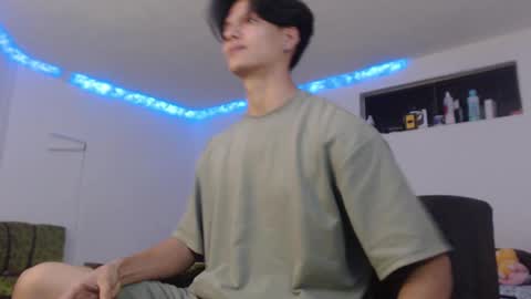 Snapshot of with_ken chatting on 14, 2, 2025 Ken online show from 14, 2, 2025