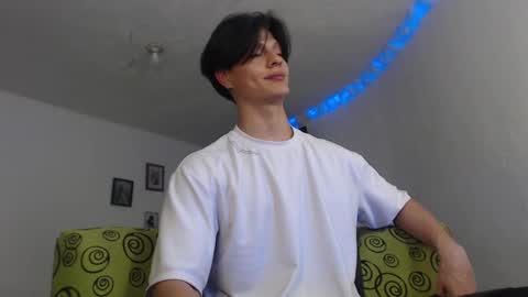 Snapshot of with_ken chatting on 20, 2, 2025 Ken online show from 20, 2, 2025