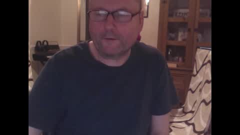 wobble444 online show from 11, 5, 2026