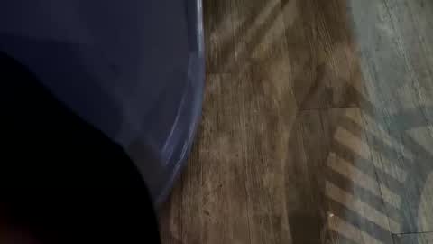 Snapshot of wolf41xxx chatting on 22, 11, 2025 WolfX online show from 22, 11, 2025