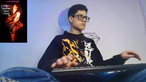  W O L F  online show from 24, 9, 2025