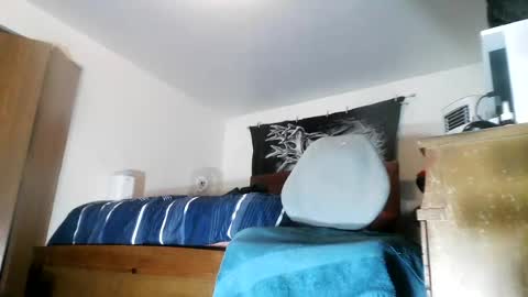 Snapshot of wolfman79 chatting on 2, 8, 2026 wolfman79 online show from 2, 8, 2026
