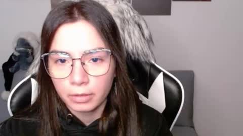 Alex online show from 4, 12, 2025