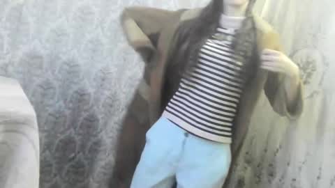 Snapshot of wolfxsnow chatting on 23, 12, 2024 wolfxsnow online show from 23, 12, 2024