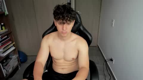 Snapshot of wolker_allan chatting on 12, 2, 2026 wolker_allan online show from 12, 2, 2026