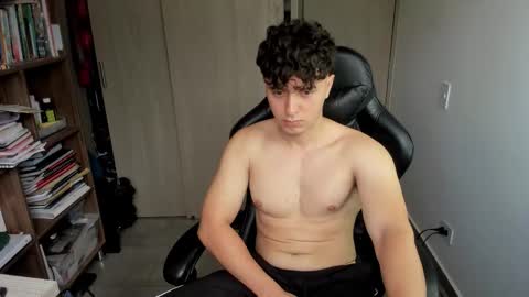 Snapshot of wolker_allan chatting on 19, 2, 2026 wolker_allan online show from 19, 2, 2026