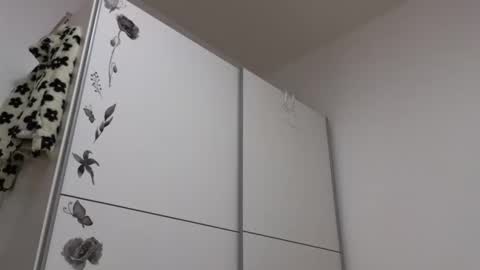 Wondergirl online show from 12, 2, 2025