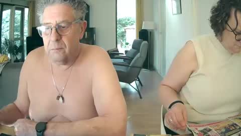 woodwurm and Snoeske online show from 8, 3, 2025