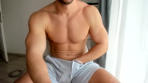 Snapshot of woolfiie chatting on 12, 4, 2026 Wolfie online show from 12, 4, 2026
