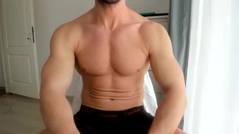 Snapshot of woolfiie chatting on 18, 4, 2026 Wolfie online show from 18, 4, 2026