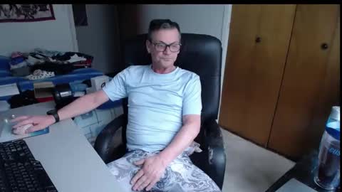 Snapshot of worldlarge chatting on 29, 3, 2026 Large one online show from 29, 3, 2026