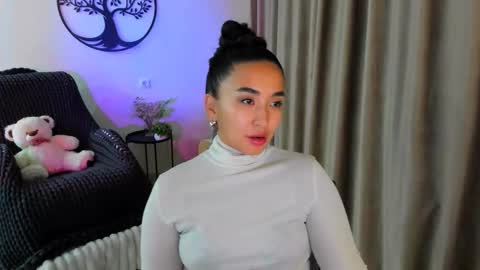 Snapshot of worldofkim chatting on 12, 11, 2025 dudetta Kim online show from 12, 11, 2025