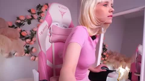 wow_angel online show from 10, 7, 2026