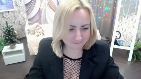 wow_co online show from 17, 12, 2024