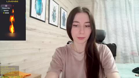 Snapshot of wow_porno_ chatting on 6, 3, 2025 Anna online show from 6, 3, 2025