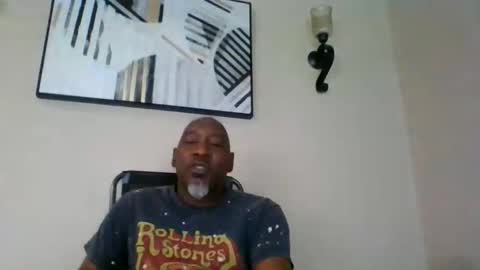 Snapshot of wun2wun2 chatting on 8, 6, 2026 wun2wun2 online show from 8, 6, 2026