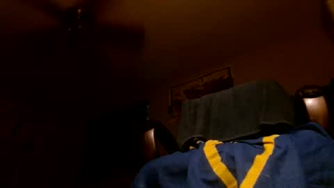 wvuguy1986 online show from 10, 8, 2026