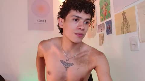 Snapshot of wyatt_444 chatting on 17, 12, 2024 wyatt online show from 17, 12, 2024