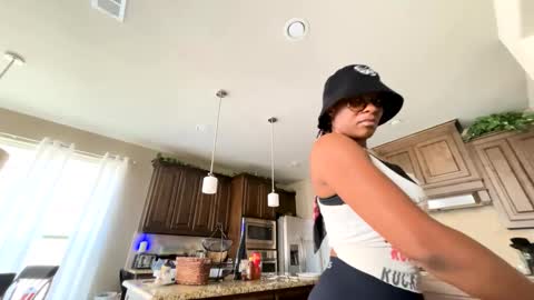 Wynter Heat online show from 18, 9, 2025