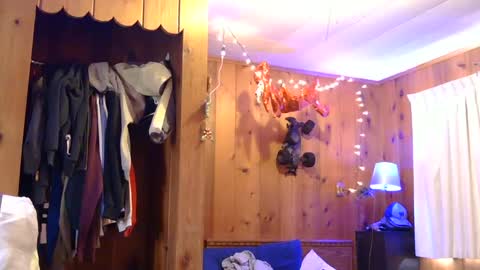 Snapshot of x2kayx2 chatting on 12, 10, 2025 x2kayx2 online show from 12, 10, 2025