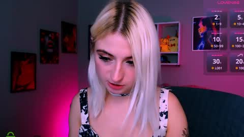 x_alexia_x online show from 30, 4, 2026