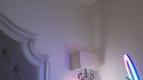 Snapshot of x_dreamgirl_x chatting on 31, 1, 2025 Mariah  online show from 31, 1, 2025