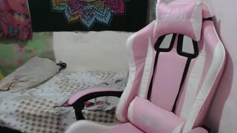 Snapshot of x_lexi_x chatting on 12, 1, 2025 x_lexi_x online show from 12, 1, 2025