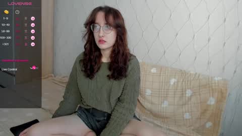 Snapshot of x_purr_agatha_x chatting on 24, 2, 2025 Agatha online show from 24, 2, 2025