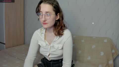 Snapshot of x_purr_agatha_x chatting on 22, 10, 2025 Agatha online show from 22, 10, 2025