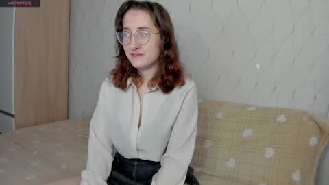 Snapshot of x_purr_agatha_x chatting on 27, 10, 2025 Agatha online show from 27, 10, 2025