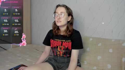 Snapshot of x_purr_agatha_x chatting on 15, 11, 2025 Agatha online show from 15, 11, 2025