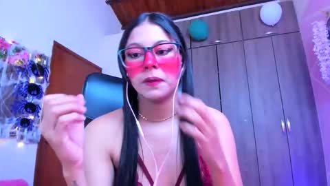 XALLYSONX online show from 6, 10, 2025