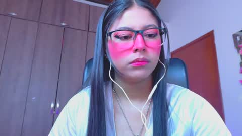 XALLYSONX online show from 23, 6, 2026