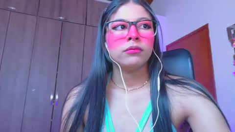 XALLYSONX online show from 2, 7, 2026