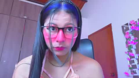 XALLYSONX online show from 17, 7, 2026