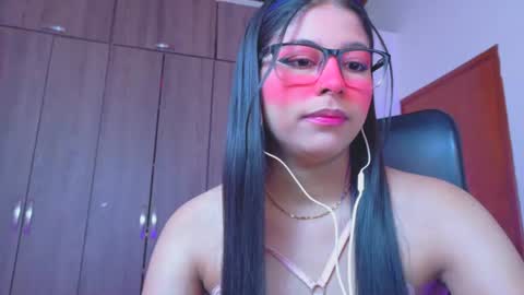 XALLYSONX online show from 29, 7, 2026