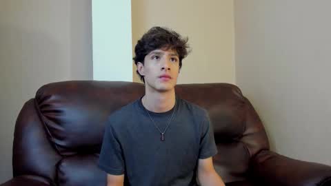 Snapshot of xam_collen chatting on 12, 11, 2025 xam_collen online show from 12, 11, 2025