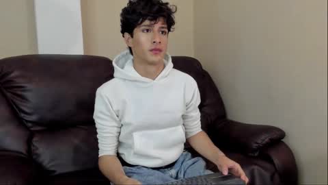 Snapshot of xam_collen chatting on 30, 11, 2025 xam_collen online show from 30, 11, 2025