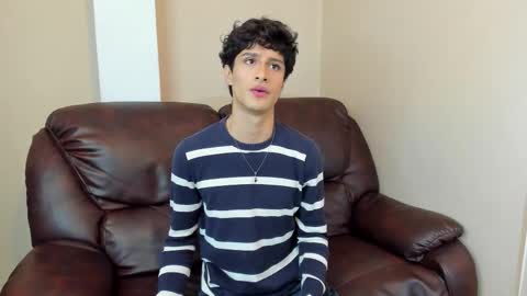 Snapshot of xam_collen chatting on 22, 12, 2025 xam_collen online show from 22, 12, 2025