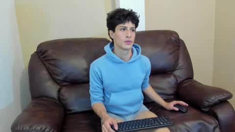 Snapshot of xam_collen chatting on 12, 1, 2026 xam_collen online show from 12, 1, 2026