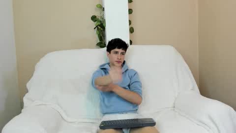 Snapshot of xam_collen chatting on 2, 3, 2026 xam_collen online show from 2, 3, 2026