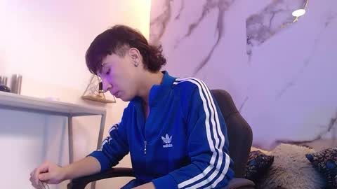 xandergrey8 online show from 6, 5, 2026