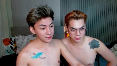 Snapshot of xasianprince4youx chatting on 3, 11, 2025 khris online show from 3, 11, 2025