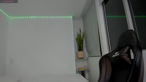 Xavier online show from 25, 4, 2026