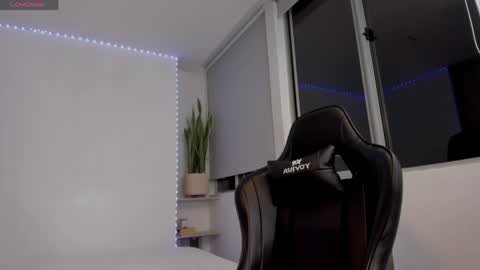 Xavier online show from 4, 5, 2026