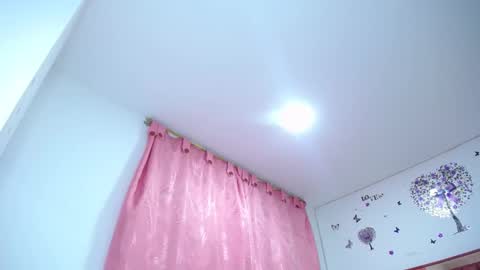 Snapshot of xayunrin chatting on 28, 2, 2025 xayu online show from 28, 2, 2025