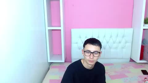 xcoupleplayxx online show from 28, 4, 2026