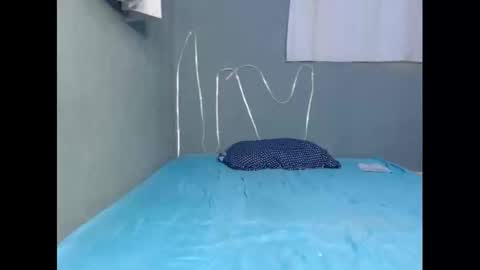 xcreamypussy online show from 1, 2, 2025