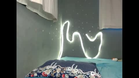 xcreamypussy online show from 3, 3, 2025