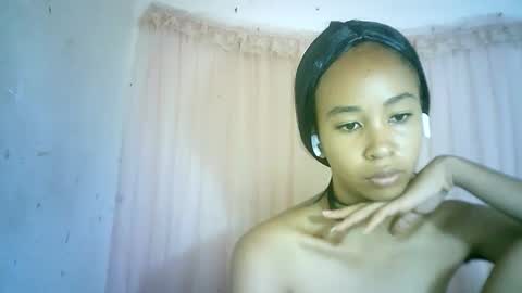 xenna610827 online show from 26, 1, 2025